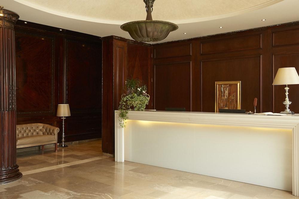 Corfu  Mayor Mon Repos Palace - Adults Only מראה חיצוני תמונה