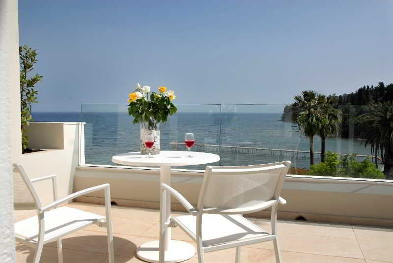 Corfu  Mayor Mon Repos Palace - Adults Only מראה חיצוני תמונה